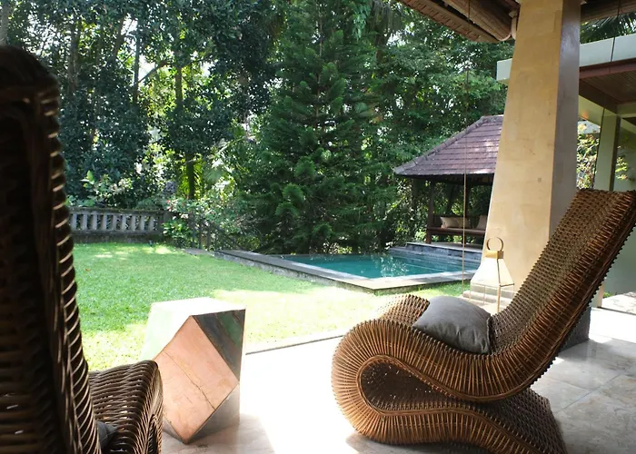 Senja Secluded Jungle Private Pool